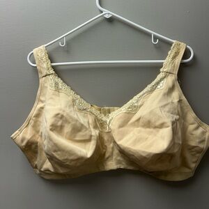 Telimusto Beige Lace Trim Full Coverage‎ Bra – 52D (NWT)